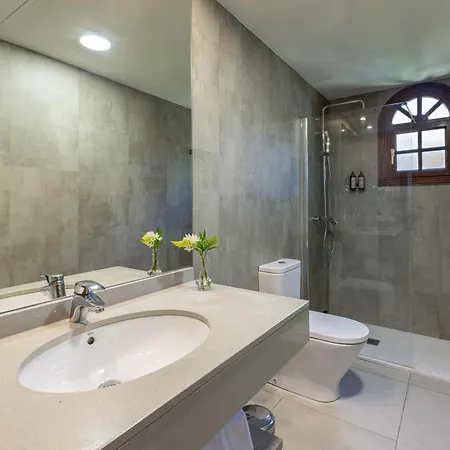 By Dunas ホテル 4*